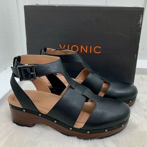 NWT Vionic Day Faye Clog Sandal Size 8